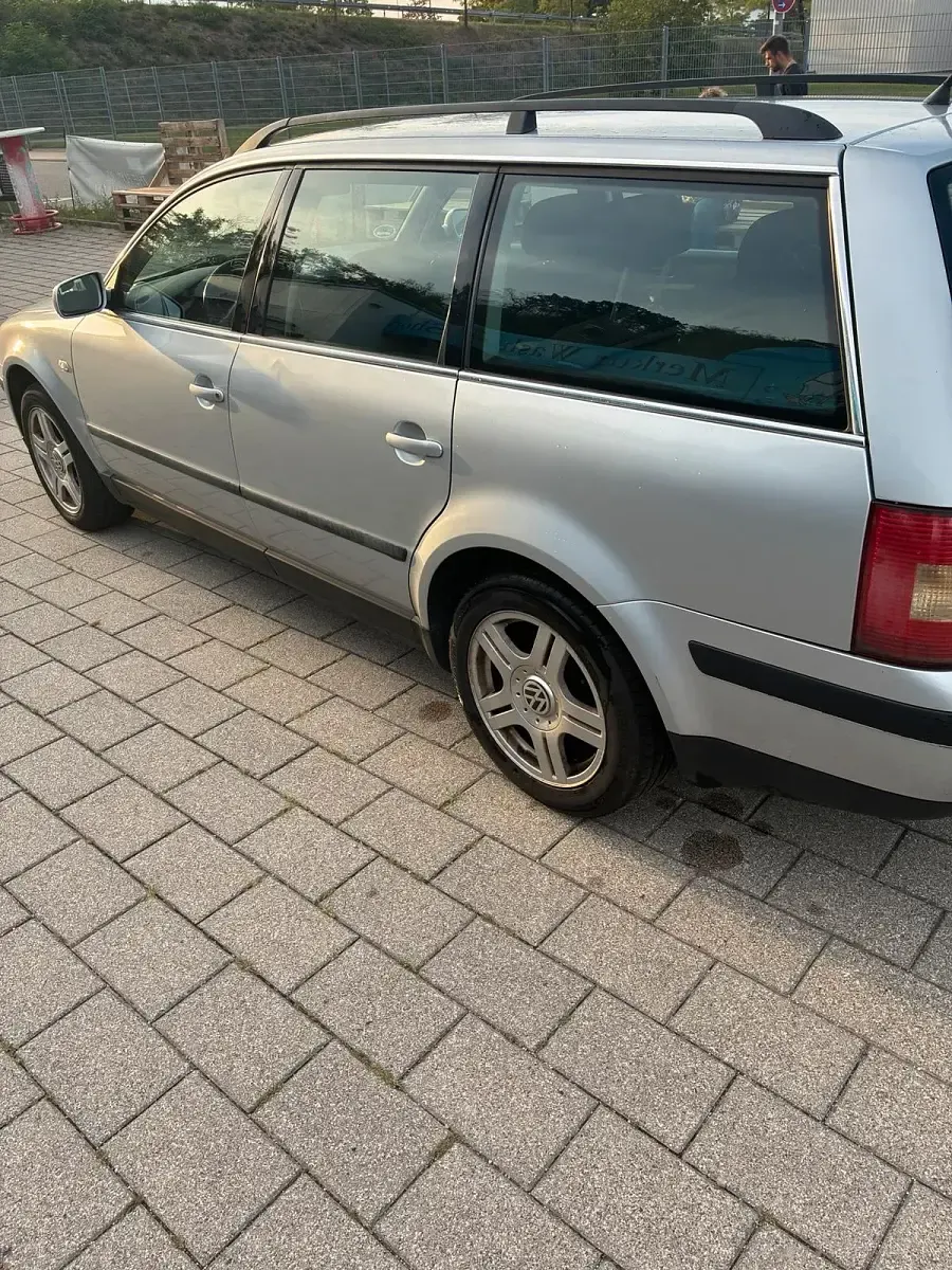 Gebraucht VW Passat 2001 Grün Limousine