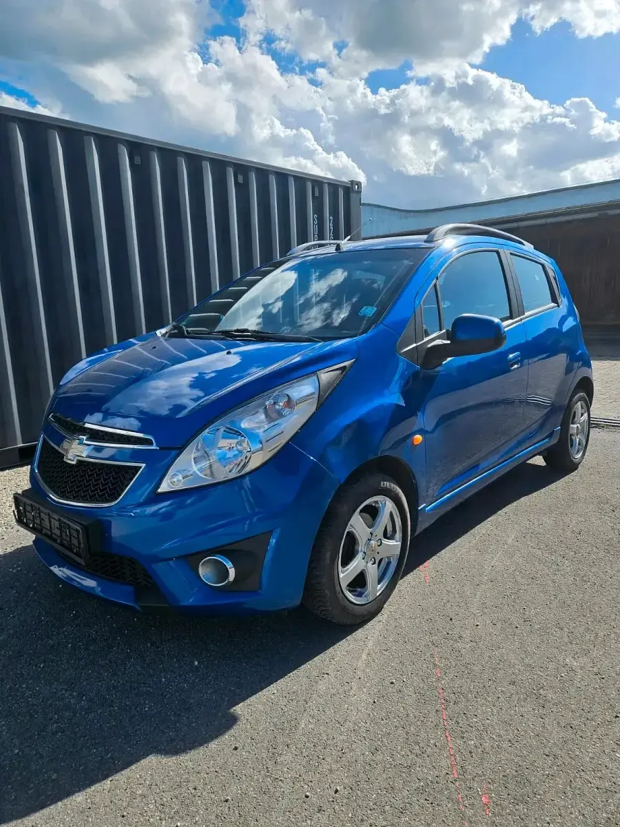 Gebraucht Chevrolet Spark LS 82 PS (60 kW) 2010 Blau Kleinwagen