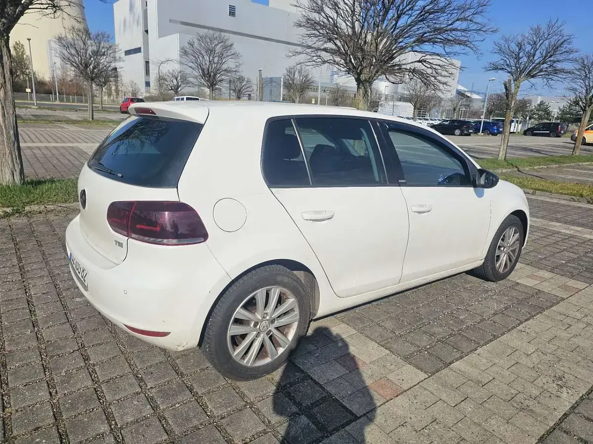 Używany VW Golf VI Style 105 KM (77 kW) 2011 Hatchback