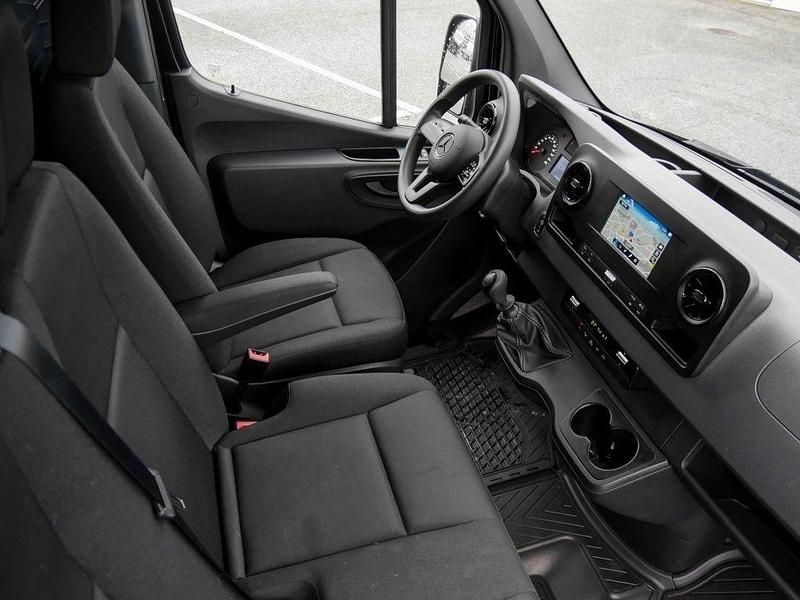 Gebraucht Mercedes Sprinter 150 PS (110 kW) 2023 Schwarz Van
