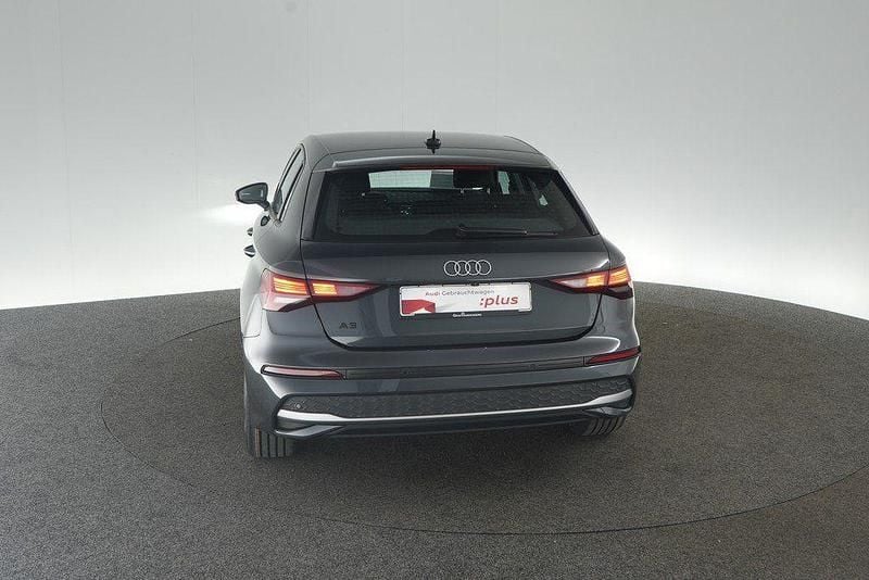 Second-hand Audi A3 Advanced 150 CP (110 kW) 2025 Gri Berlinǎ