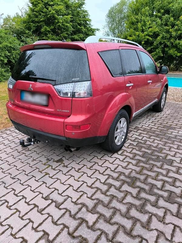 Gebraucht 2024 Mitsubishi Outlander SUV | 4.800 € - Bild 1/4