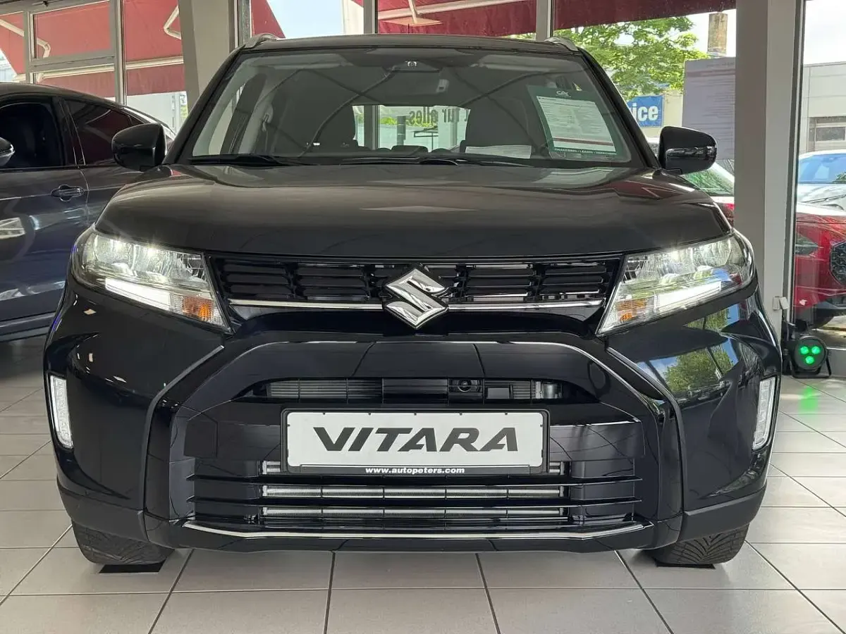 Neu Suzuki Vitara Comfort 110 PS (80 kW) 2026 Cosmic black pearl metallic SUV