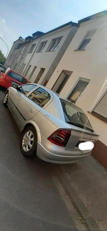 Silber Gebraucht 2004 Opel Astra Limousine | 2.290 € (Guter Preis) - Bild 1/4