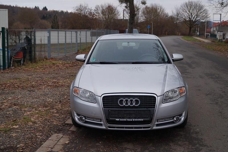 Gebraucht Audi A4 Ambition 102 PS (75 kW) 2005 Silber Limousine
