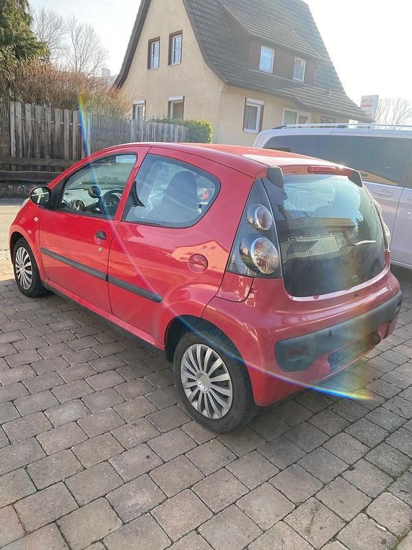 Gebraucht Citroën C1 68 PS (50 kW) 2007 Rot Kleinwagen
