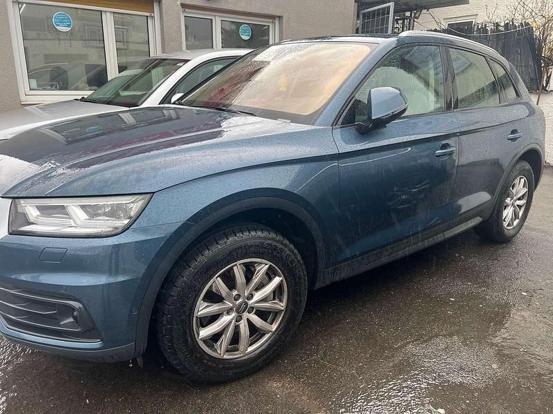 Gebraucht Audi Q5 190 PS (139 kW) 2017 Hellplau SUV