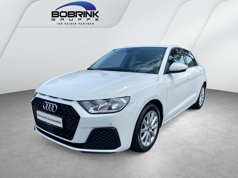 Weiß Gebraucht 2019 Audi A1 Sportback Comfort Kleinwagen | 14.750 € (Superpreis) - Bild 1/4