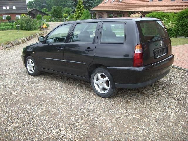 Gebraucht VW Polo Comfortline 75 PS (55 kW) 1998 Schwarz metallic Kombi