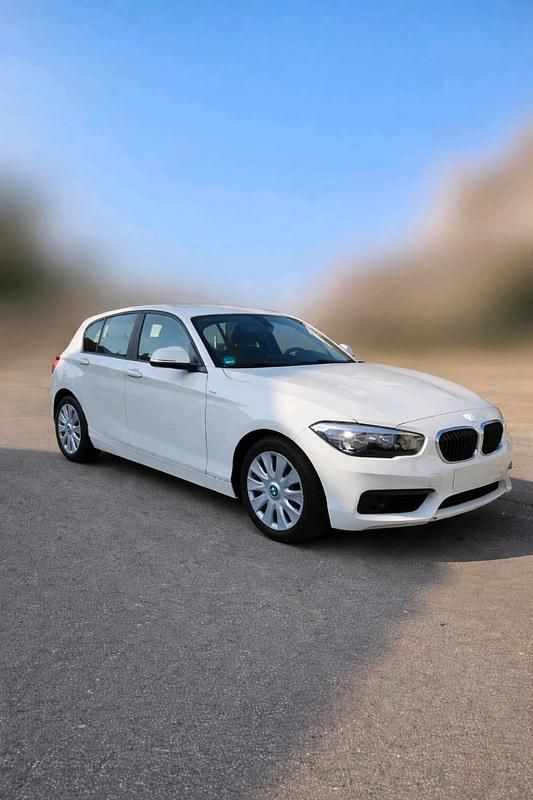 Gebraucht BMW 118 158 PS (116 kW) 2019 Weiß Kleinwagen