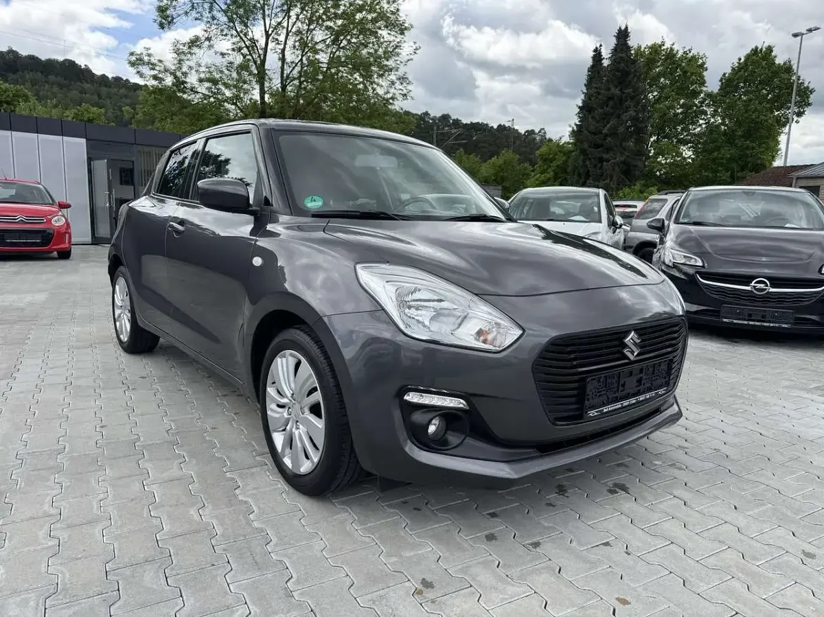 Usata Suzuki Swift Comfort 111 CV (81 kW) 2018 Grigio Utilitaria