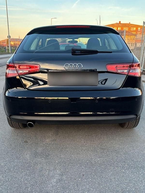 Gebraucht Audi A3 Sport 105 PS (77 kW) 2014 Schwarz Coupé