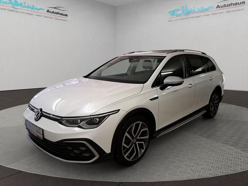 Gebraucht VW Golf Alltrack 200 PS (147 kW) 2021 Oryxweiß perleffekt, perleffekt Kombi