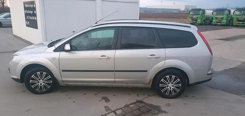 Gebraucht Ford Focus 2006 Silber Kombi