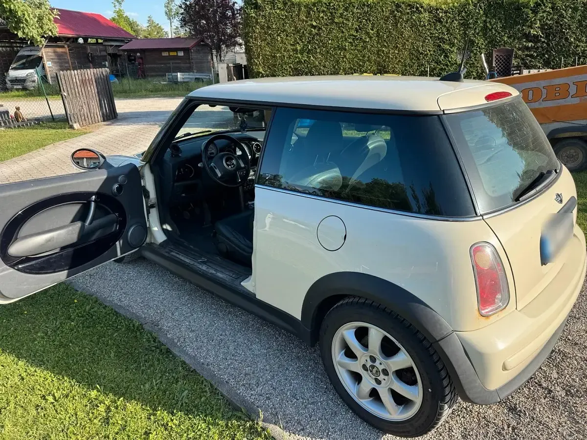 Gebraucht Mini One D 88 PS (64 kW) 2006 Weiß Kleinwagen