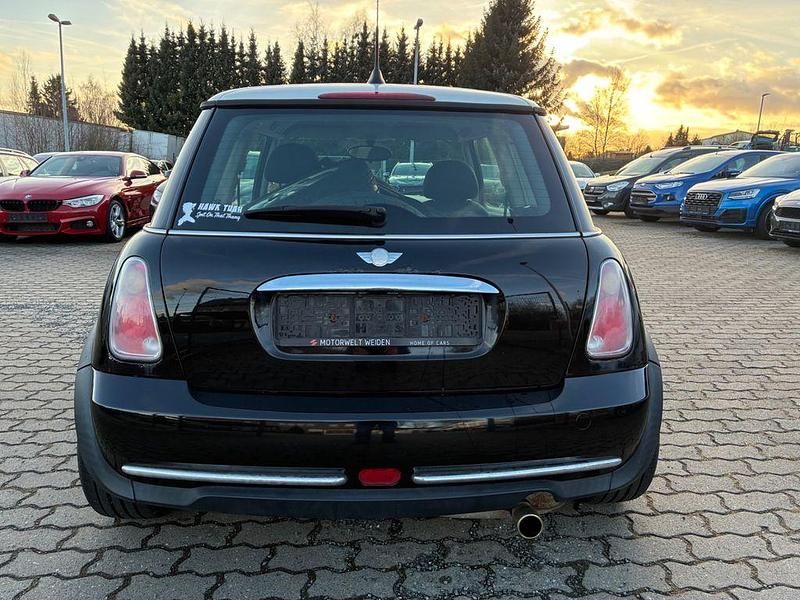 Second-hand Mini Cooper 116 CP (85 kW) 2006 Verde Hatchback