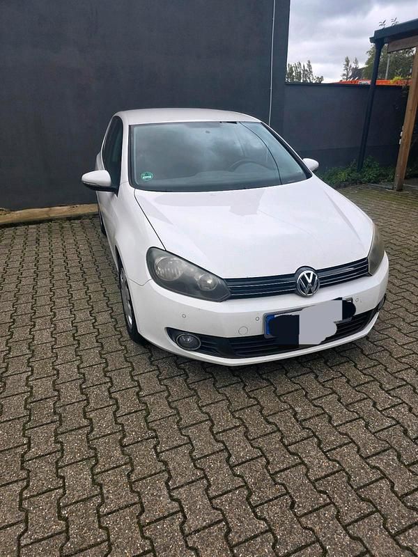 Weiß Gebraucht 2009 VW Golf VI Coupé | 3.480 € (Guter Preis) - Bild 1/4