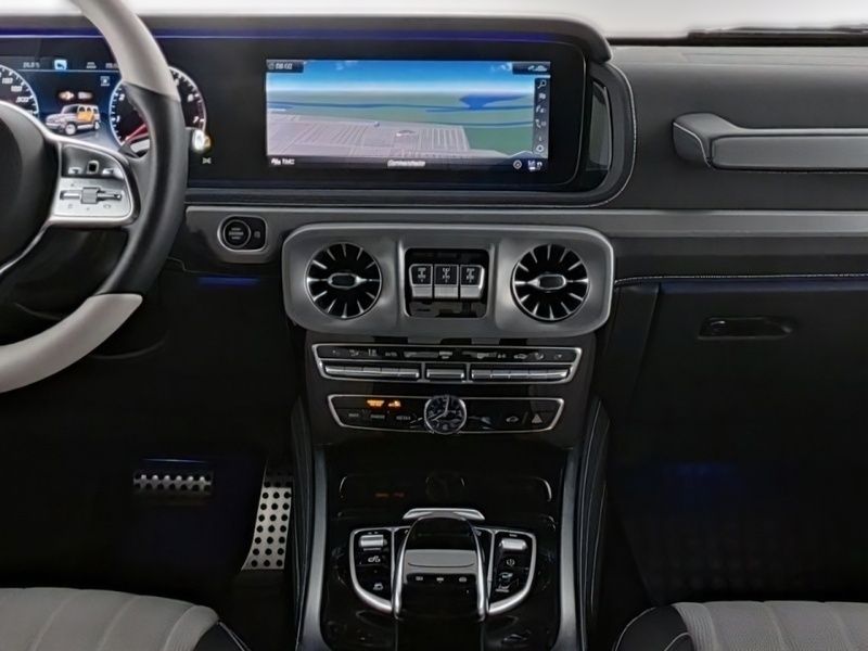 Gebraucht Mercedes G500 Night 421 PS (309 kW) 2023 Blau SUV