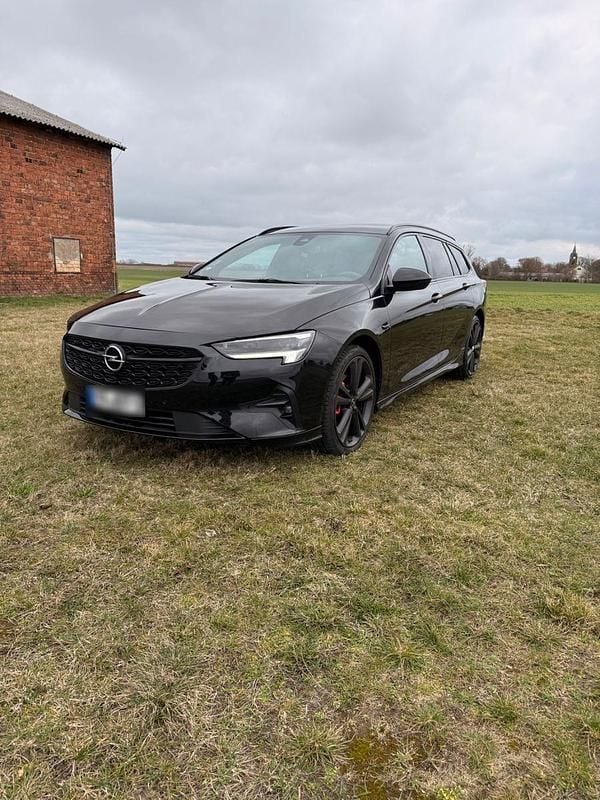 Gebraucht Opel Insignia Ultimate 174 PS (127 kW) 2022 Schwarz Kombi
