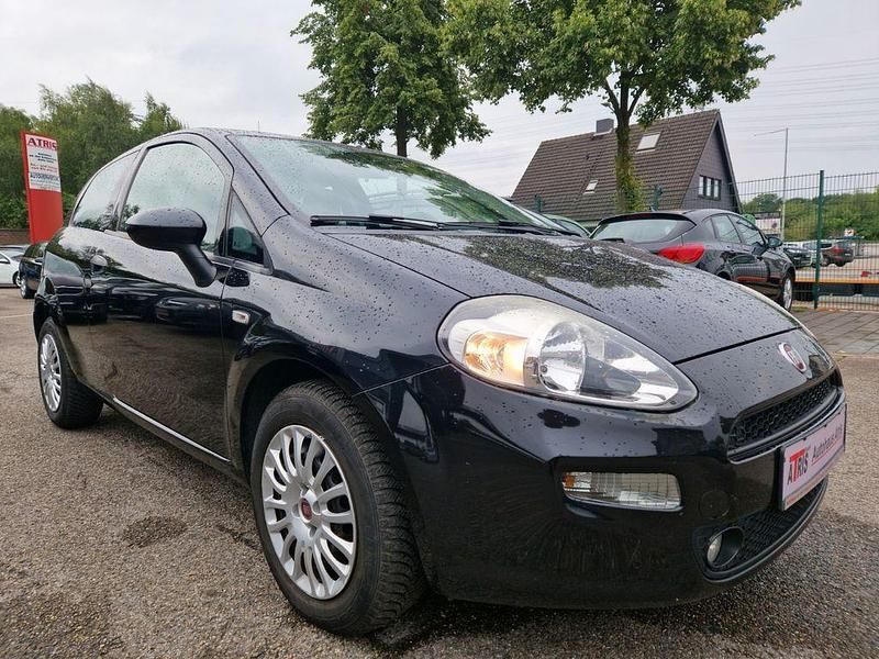 Gebraucht Fiat Punto 75 PS (55 kW) 2015 Schwarz Kleinwagen