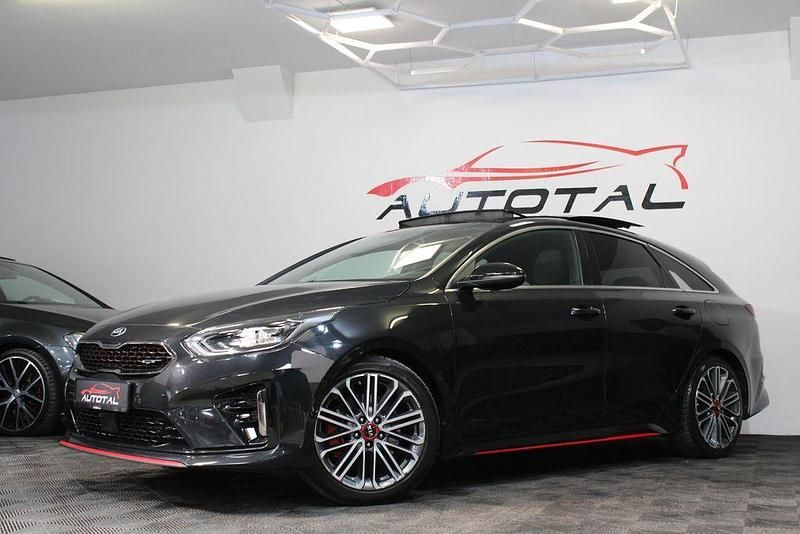 Usata Kia ProCeed 204 CV (150 kW) 2020 Nero Station wagon