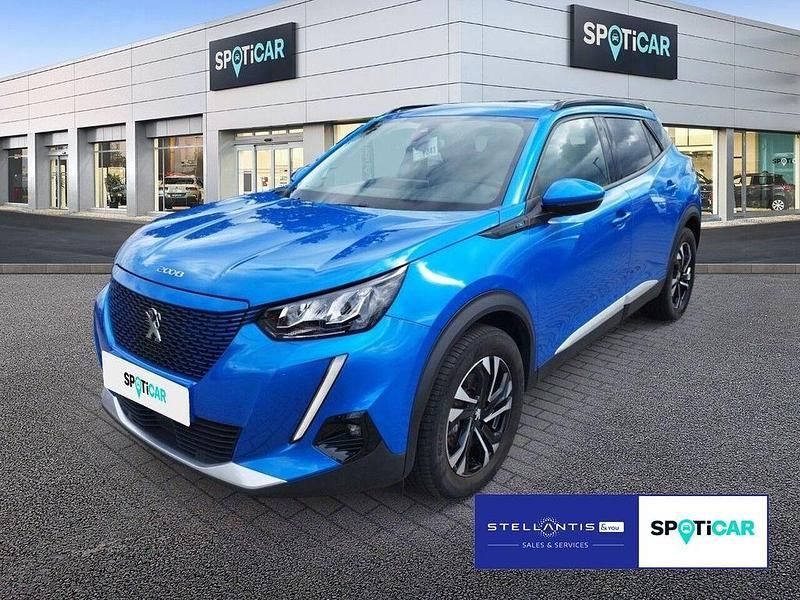 Blau Gebraucht 2021 Peugeot e-2008 Allure SUV | 16.990 € (Guter Preis) - Bild 1/4