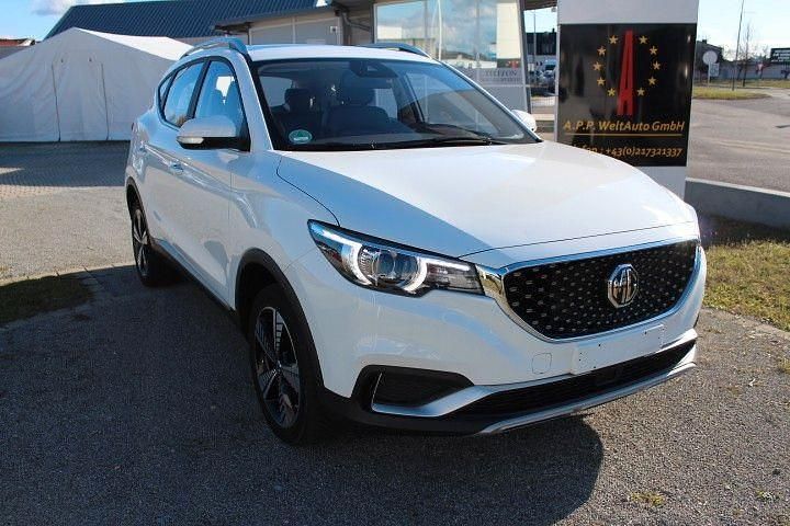 Weiß Gebraucht 2021 MG ZS Luxury SUV | 15.100 € (Fairer Preis) - Bild 1/4
