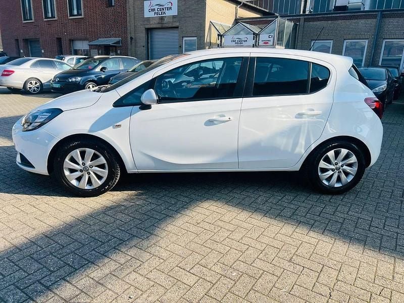 Gebraucht Opel Corsa Edition 90 PS (66 kW) 2017 Weiß Kleinwagen