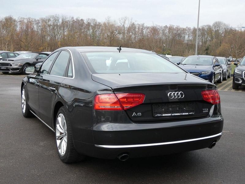 Gebraucht Audi A8 Ambiente 351 PS (258 kW) 2010 Grau Limousine