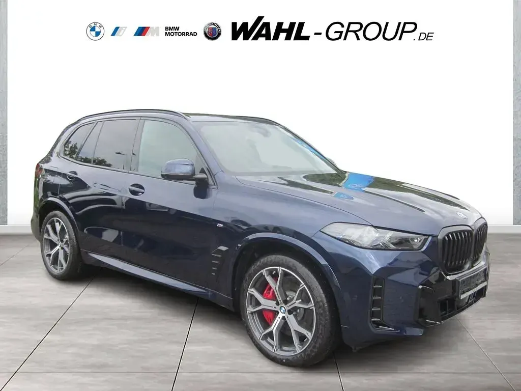 Neu BMW X5 M Sport 489 PS (359 kW) 2026 Blau SUV