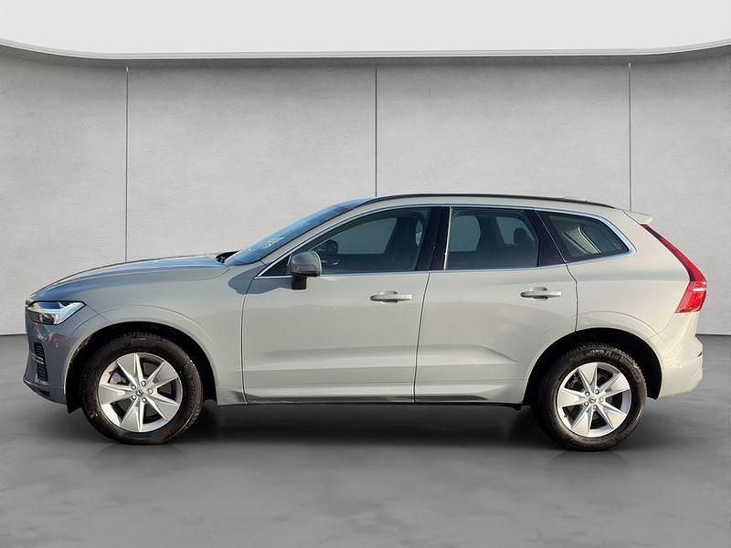Gebraucht Volvo XC60 Core 197 PS (144 kW) 2024 Grau SUV