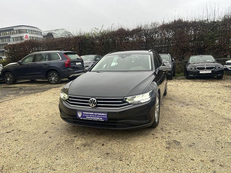 Gebraucht VW Passat 150 PS (110 kW) 2020 Mangangrau Kombi