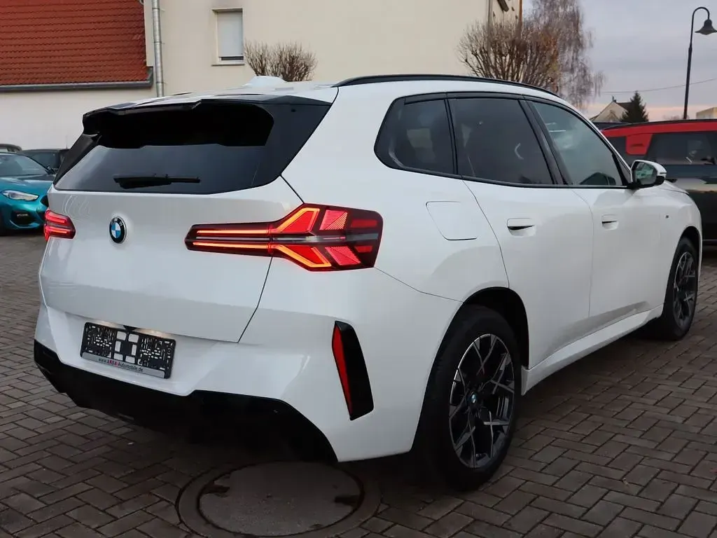 Gebraucht BMW X3 M Sport 197 PS (144 kW) 2025 Weiß SUV