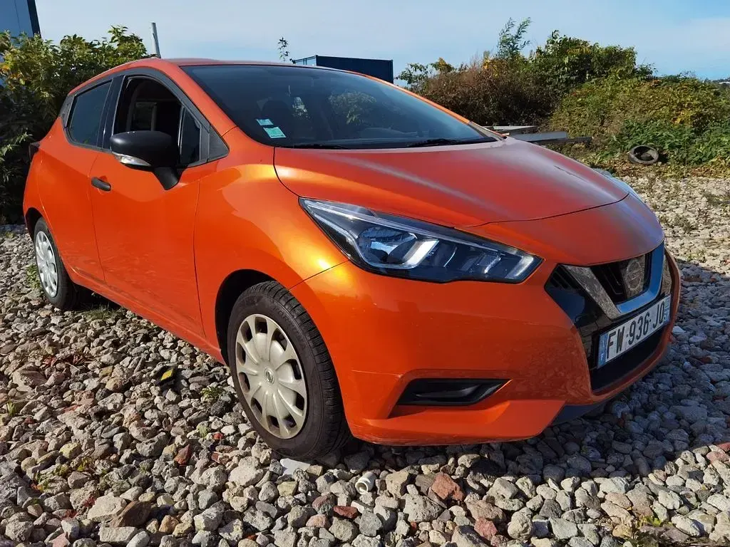 Gebraucht Nissan Micra Acenta 90 PS (66 kW) 2017 Orange Kleinwagen