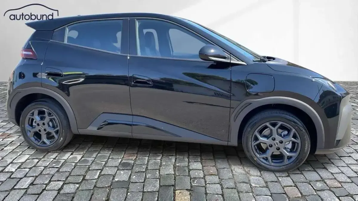 Nowe BYD Dolphin Boost 85 kW (116 KM) 2025 Czarny Hatchback