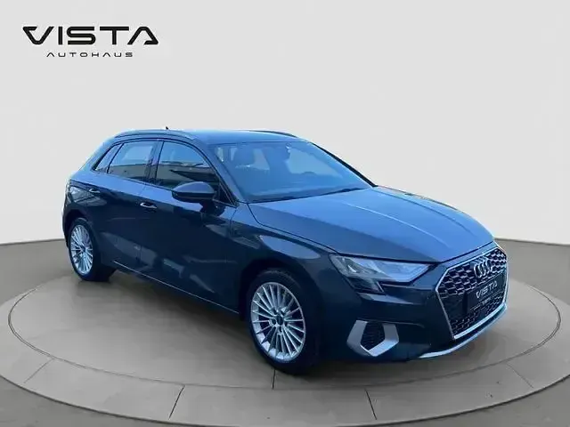 Gebraucht Audi A3 Advanced 150 PS (110 kW) 2022 Grau Limousine