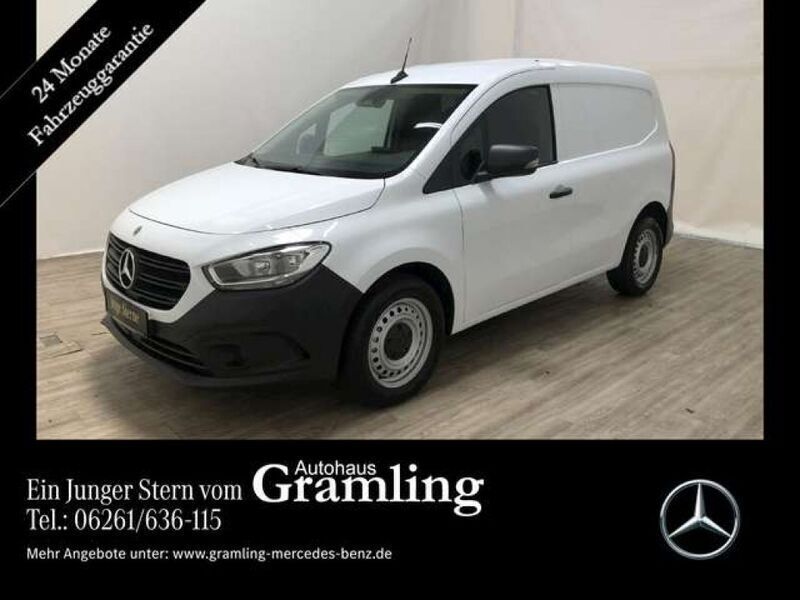 Arktikweiß Gebraucht 2023 Mercedes Citan 112 | 21.401 € (Guter Preis) - Bild 1/4