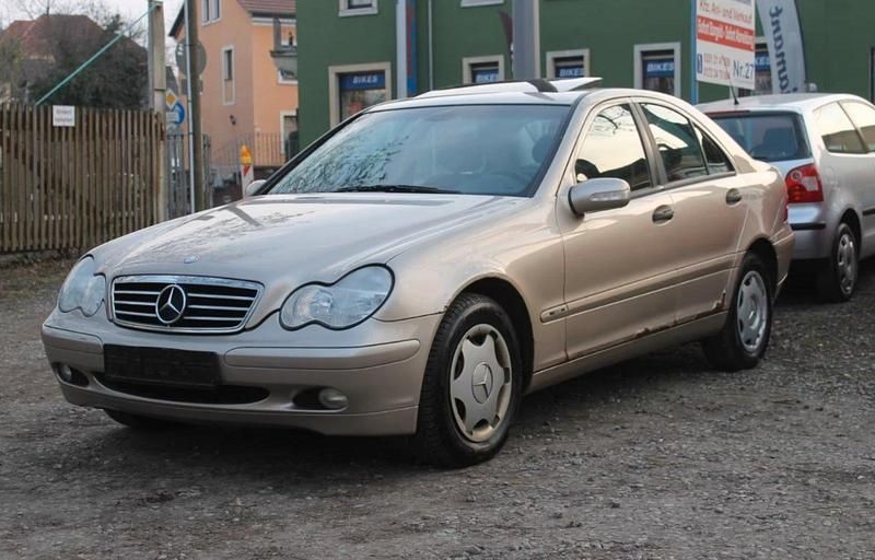 Gold Gebraucht 2000 Mercedes C180 Classic Limousine | 1.999 € (Superpreis) - Bild 1/4