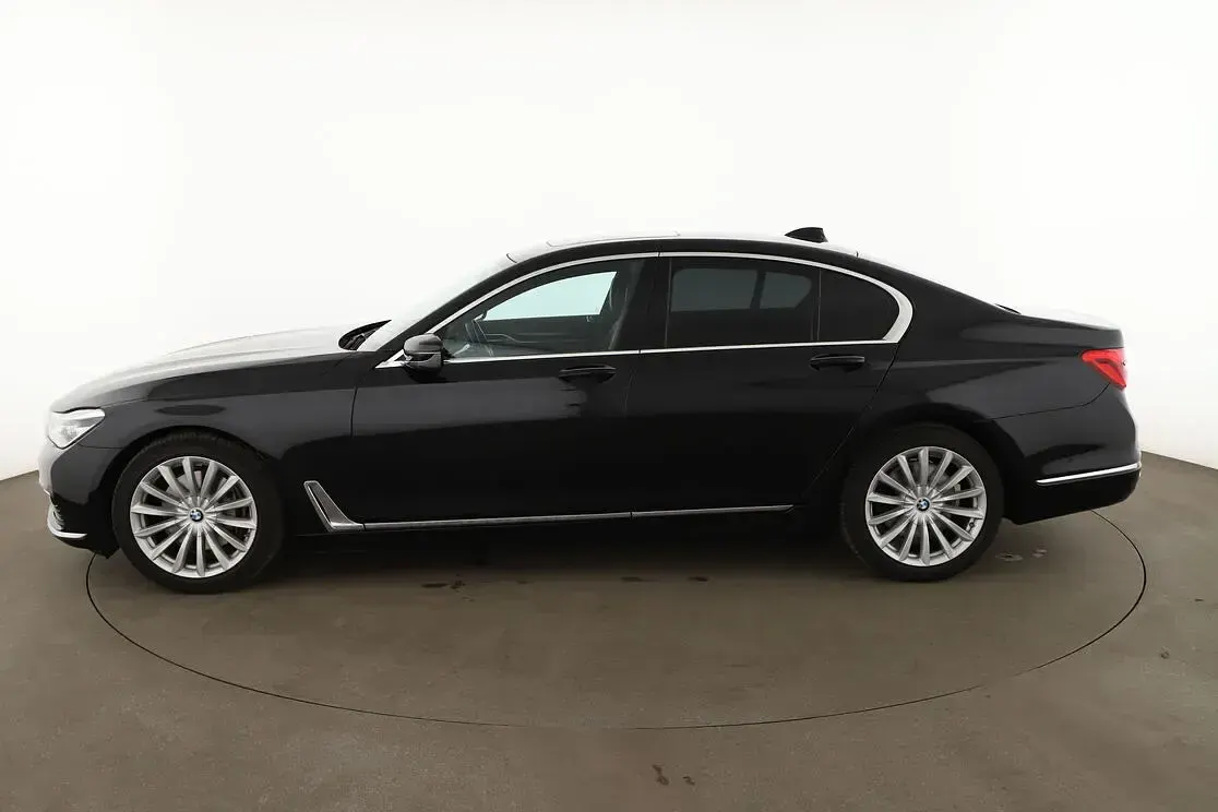 Occasion BMW 740 326 ch (239 kW) 2018 Noir Berline