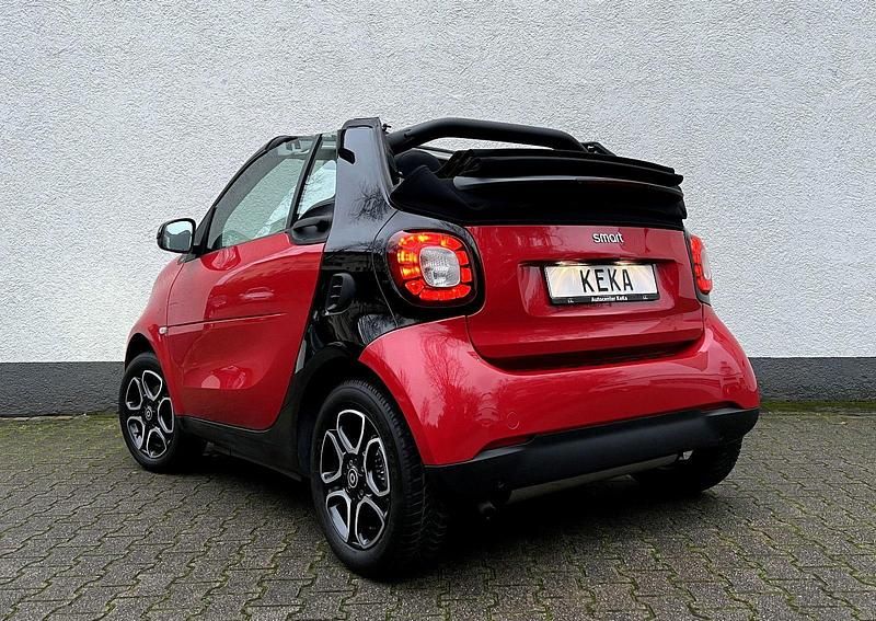 Gebraucht Smart ForTwo Cabrio 90 PS (66 kW) 2016 Rot Cabrio