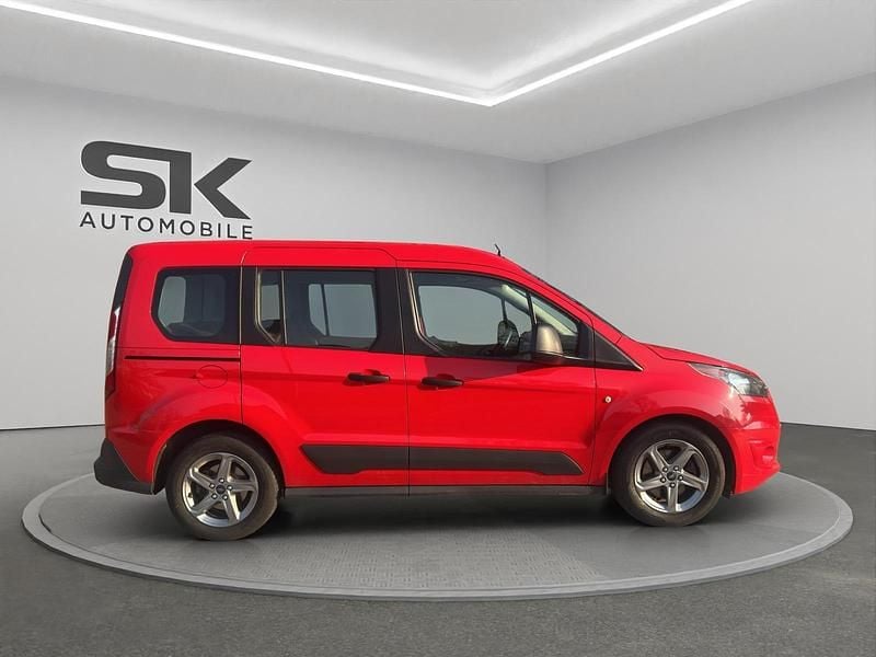 Gebraucht Ford Tourneo Connect 101 PS (74 kW) 2017 Rot Van / Kleinbus