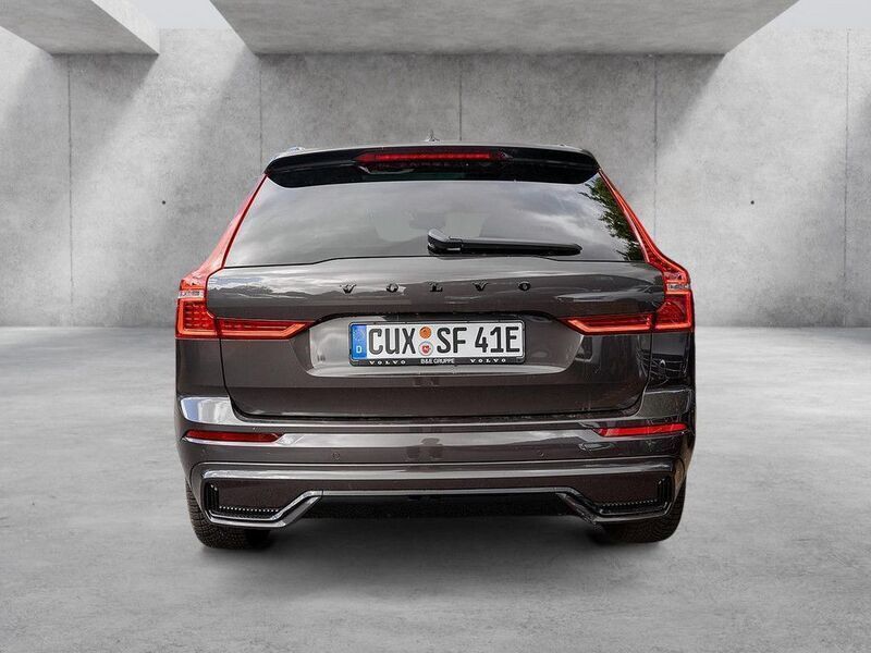 Gebraucht Volvo XC60 Plus 398 PS (292 kW) 2024 Platinum grey SUV