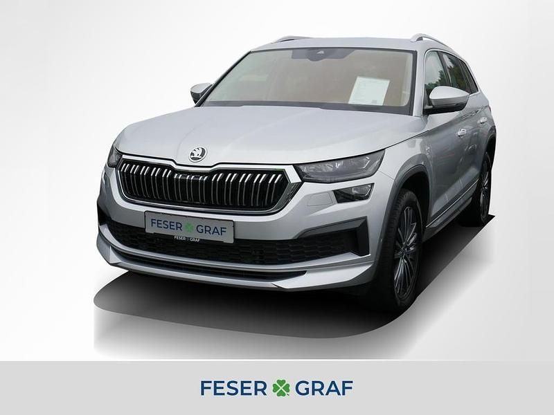 Brilliantsilber metallic Gebraucht 2023 Skoda Kodiaq LAURIN & KLEMENT SUV | 37.190 € (Fairer Preis) - Bild 1/4