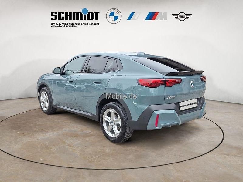 Gebraucht BMW X2 163 PS (119 kW) 2025 Grün SUV