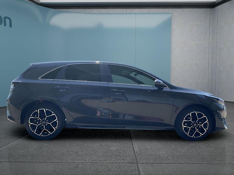 Neu Kia Ceed GT GT-Line 140 PS (102 kW) 2025 Schwarz Kleinwagen