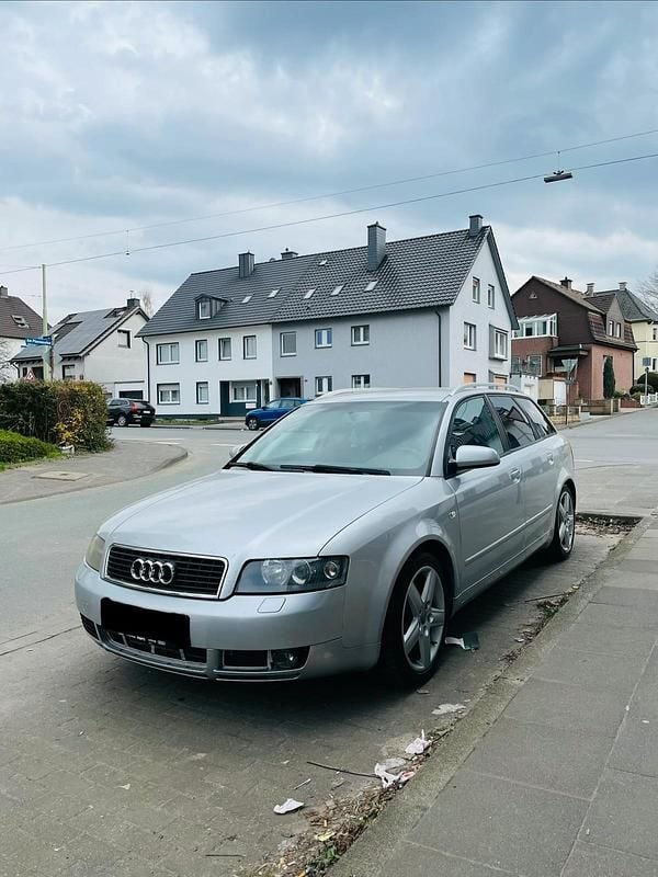 Gebraucht Audi A4 S-Line 131 PS (96 kW) 2004 Grau Kombi
