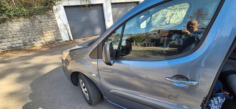 Gebraucht Peugeot Partner Tepee 109 PS (80 kW) 2008 Blau Van / Kleinbus