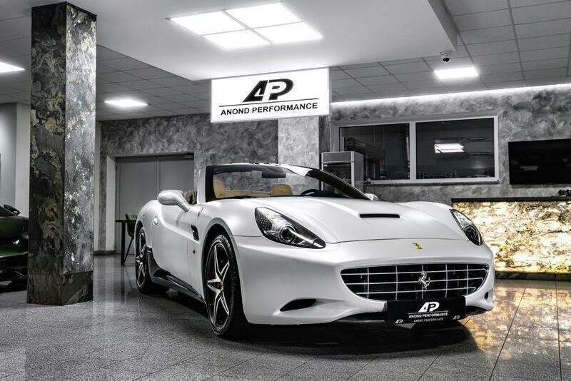Grau Gebraucht 2011 Ferrari California Cabrio | 134.900 € - Bild 1/4