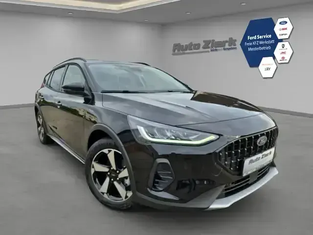 Neu Ford Focus Active X 155 PS (114 kW) 2025 Schwarz Kombi