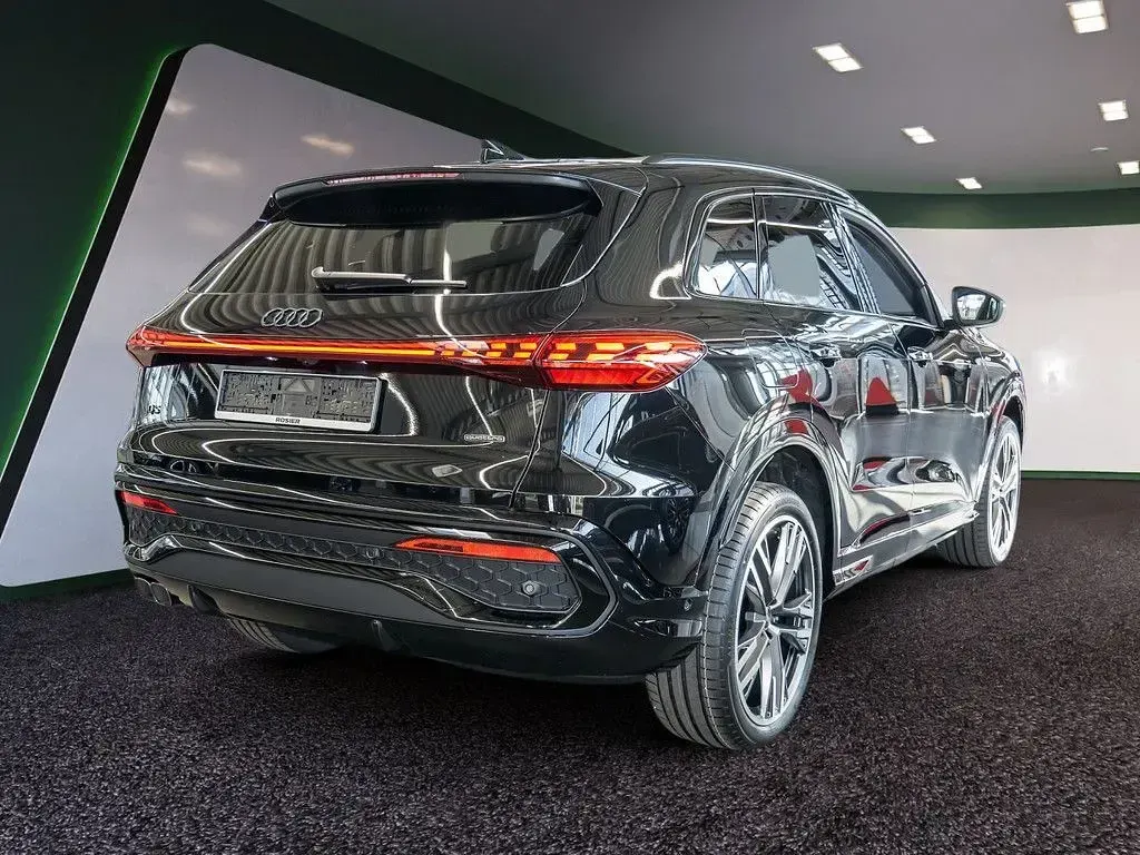 Ny Audi Q5 Comfort 204 HK (150 kW) 2026 Sort SUV